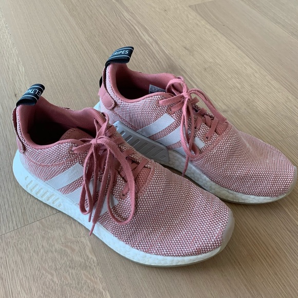 womens pink adidas